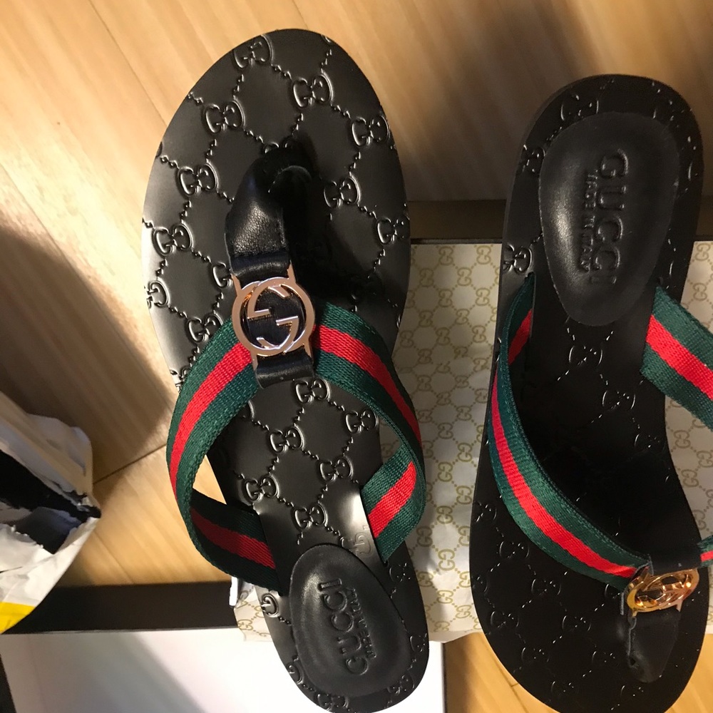 Gucci slippers size 41